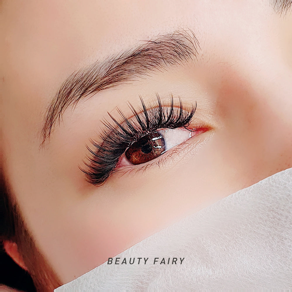 Hybrid Wispy Lash Extensions
